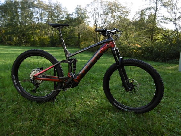 Trek Rail 7 RED/Black